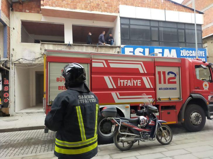 Yangın ihbarına giden itfaiye mangal dumanıyla karşılaştı G3