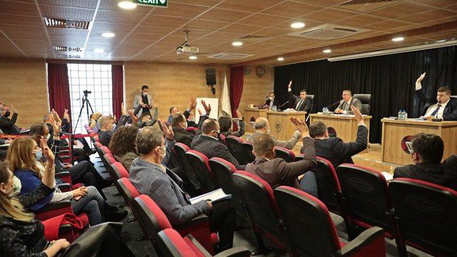 Akhisar Belediye Meclisi ilk kez Uğur Mumcu Kültür ve Sanat Merkezi’nde toplandı