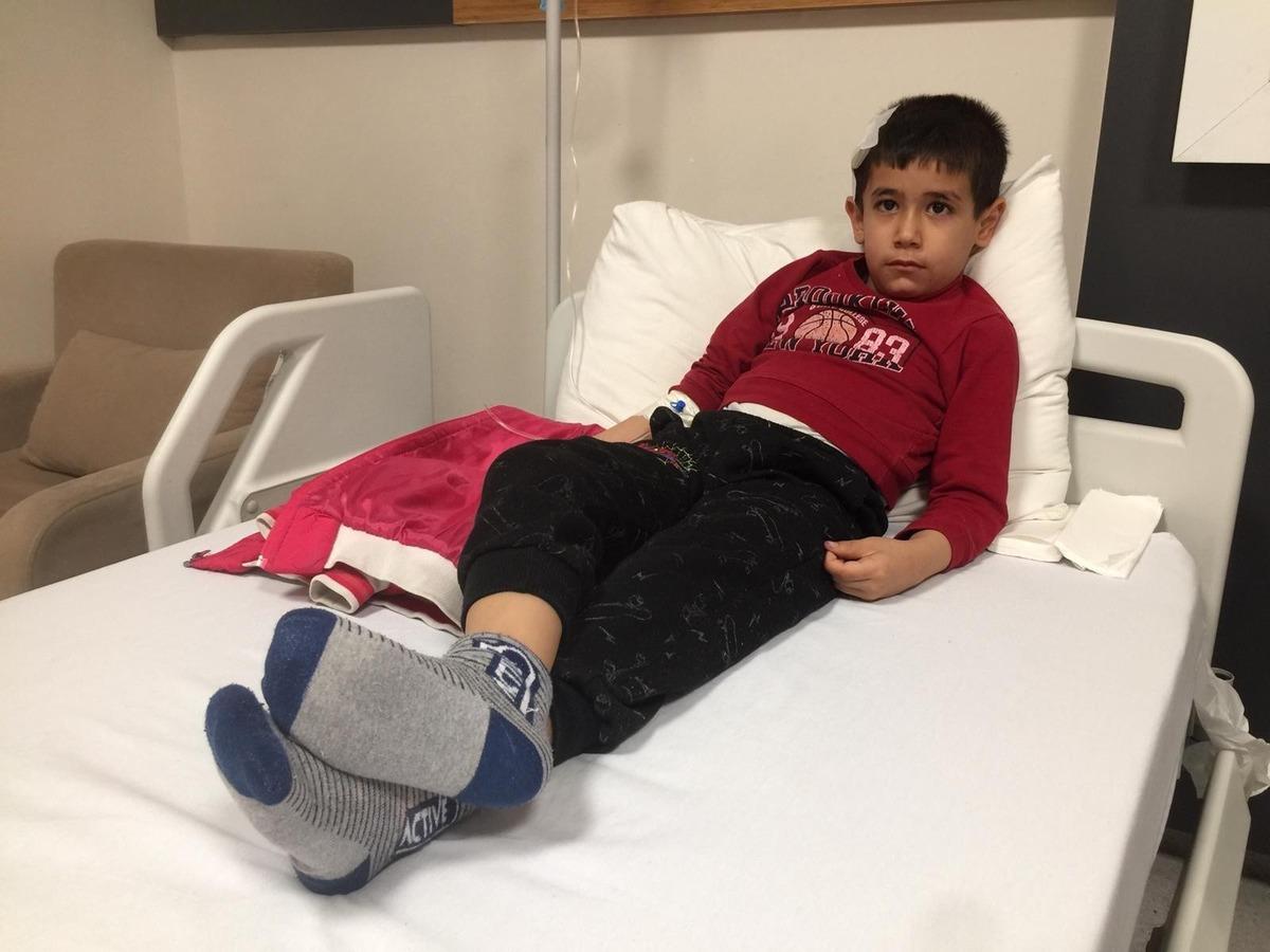 Maganda kurşunu parkta oynayan &ccedil;ocuğu buldu