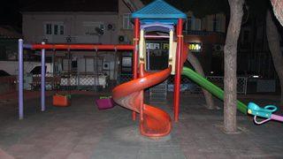 Manisa'da, 6 yaşındaki Eymen'in başına 'yorgun mermi' isabet etti