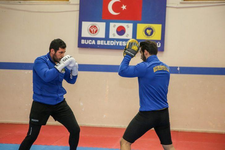 Buca’nın yıldızları Kick Boks Avrupa Kupası yolcusu G2