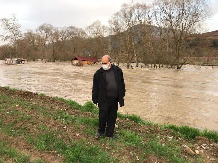 Göksu nehri taştı, tarım arazileri su altında kaldı G4