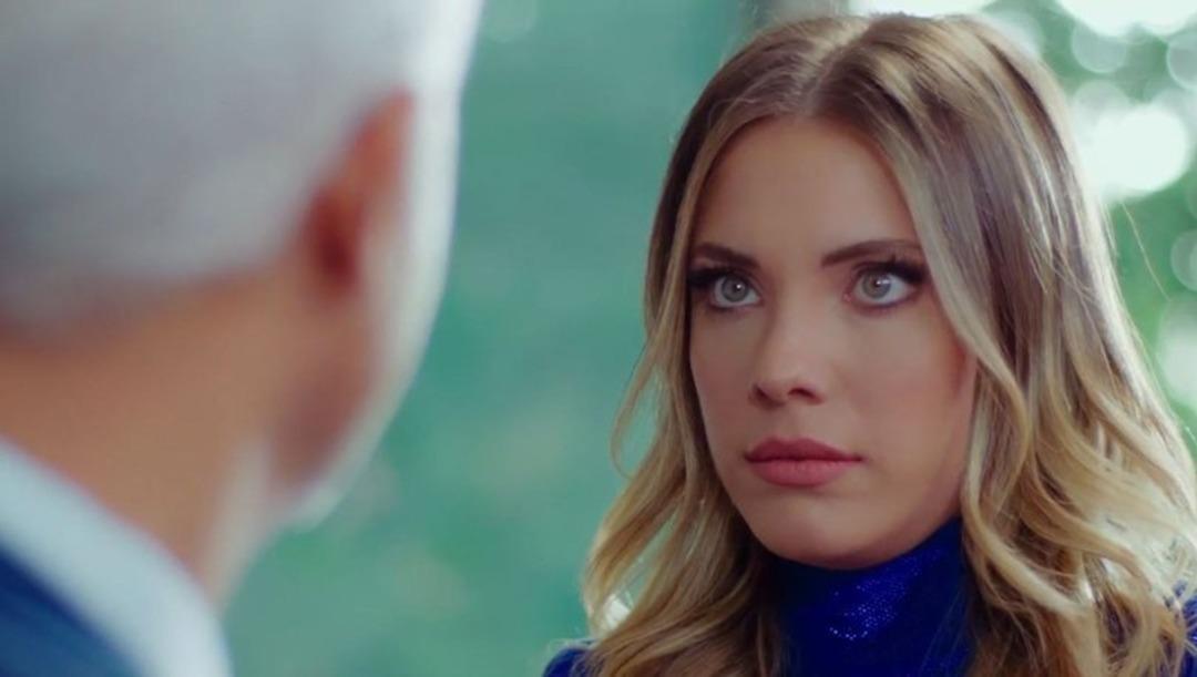 Yasak Elma Yıldız kesilen sahneyi paylaştı! İşte herkesi g&uuml;lmekten kırıp ge&ccedil;iren o sahne