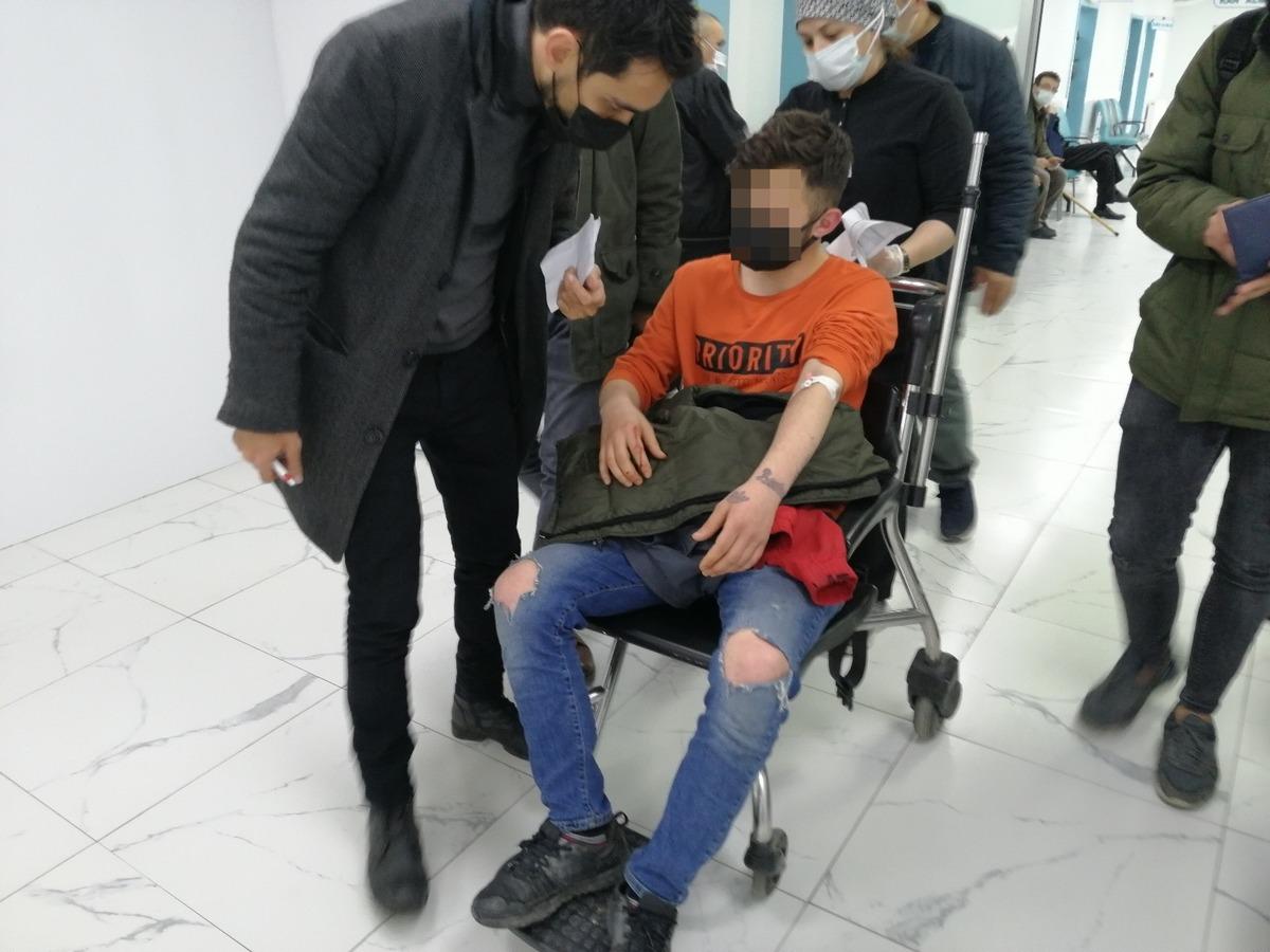 Kafasına bı&ccedil;ak saplanmıştı: Yeni g&ouml;r&uuml;nt&uuml;ler ortaya &ccedil;ıktı