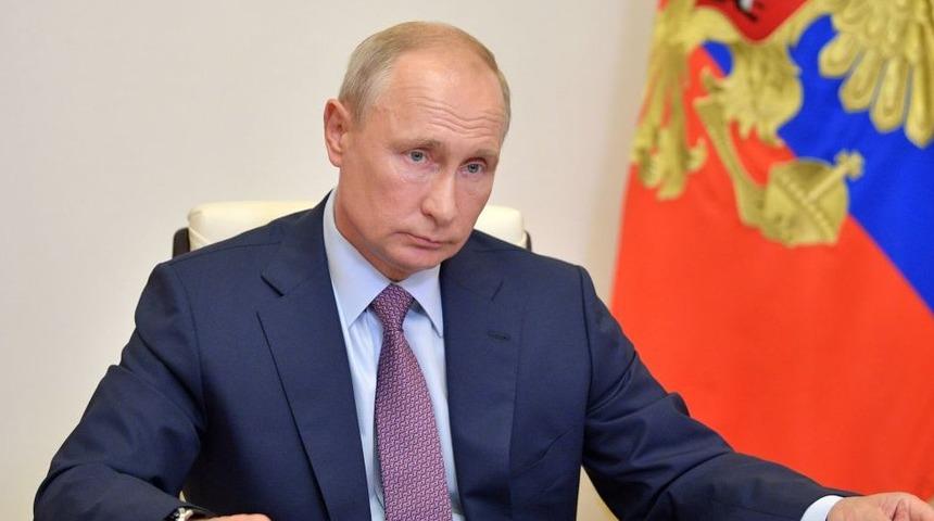 Kremlin tarzı karantina: Putin'i koronavir&uuml;sten korumak i&ccedil;in hangi tedbirler alındı?