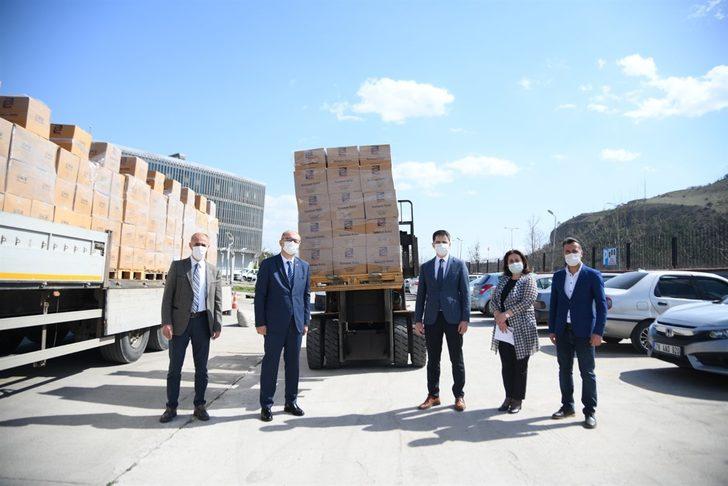 KARDEMİR ramazanda ihtiyaç sahiplerine ulaştırılmak üzere gıda kolisi yardımında bulundu G2