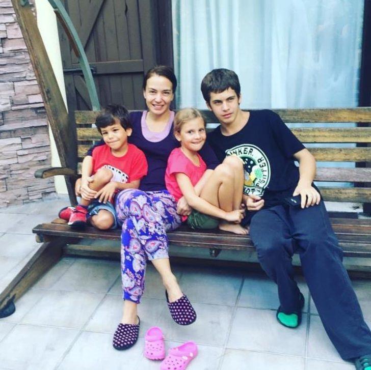 Reha Muhtar ve Deniz Uğur çiftinin ikizleri kocaman oldu! İşte babalarına benzeyen çocukların son hali G2