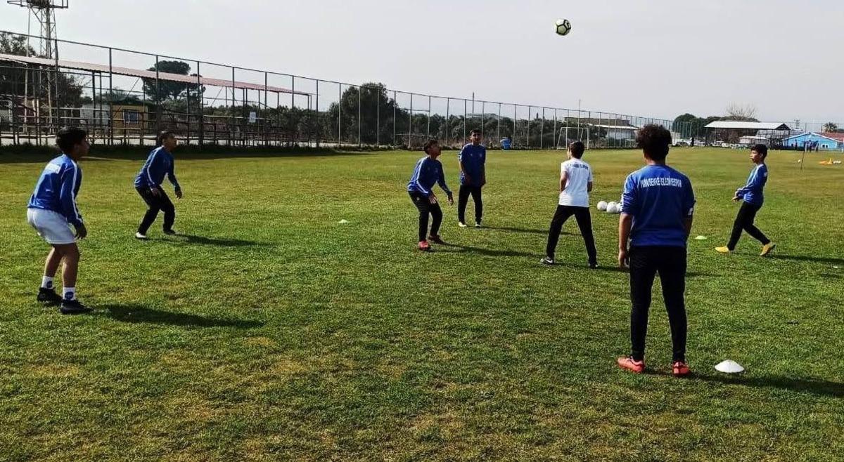 Yunusemre Belediyespor altyapısı doludizgin