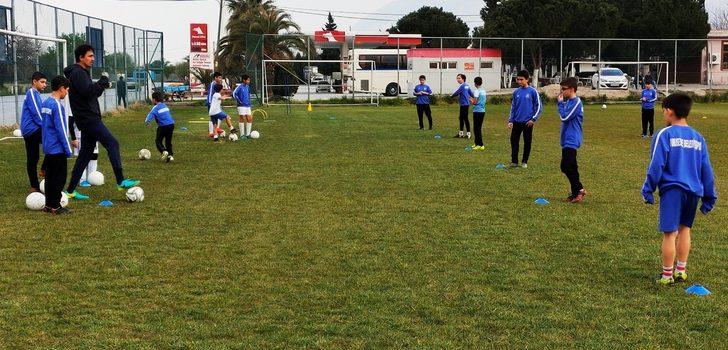 Yunusemre Belediyespor altyapısı doludizgin G3