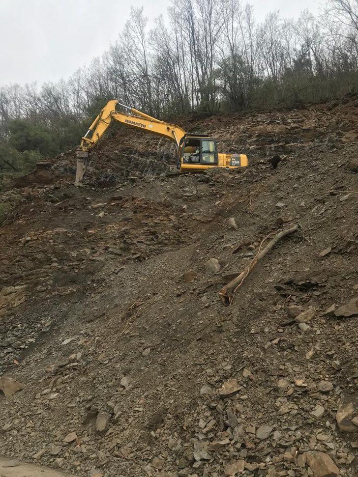 Turgutlu’da 15 mahallenin kullandığı güzergahtaki yol genişletiliyor G5