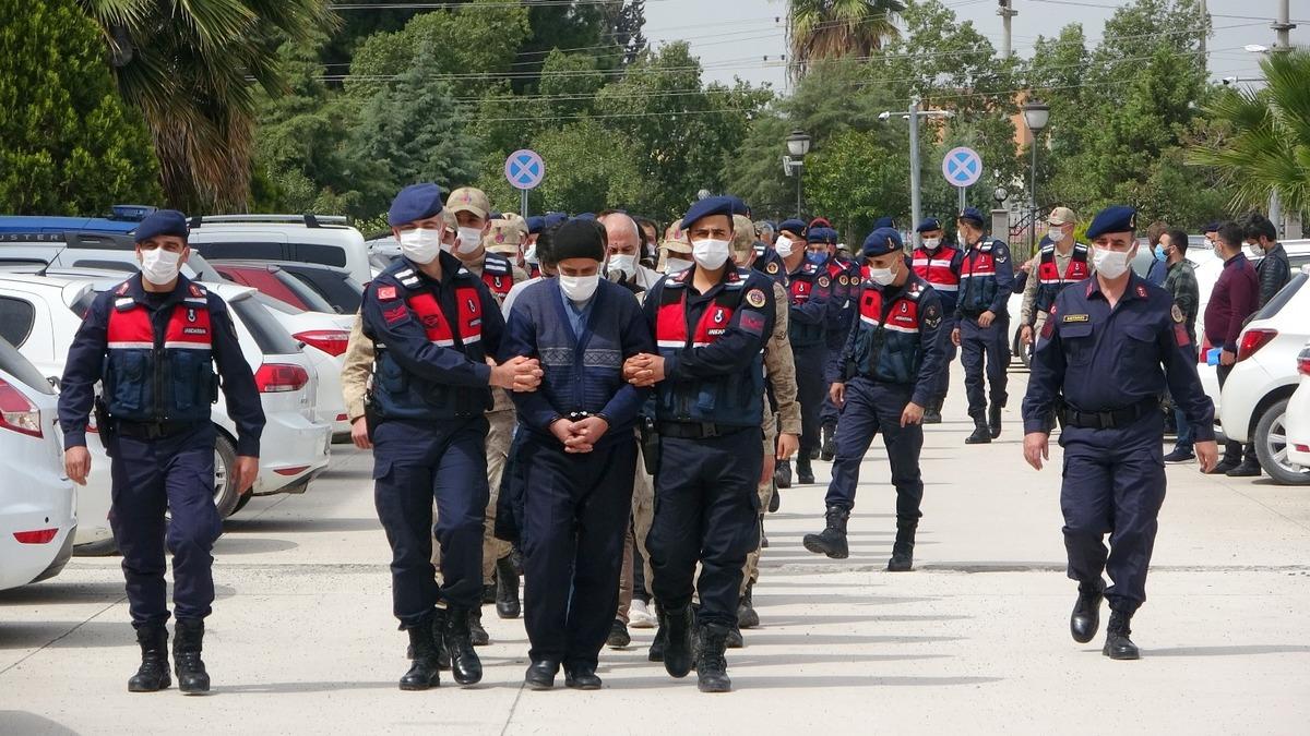 DEAŞ operasyonunda g&ouml;zaltına alınan 27 kişi adliyeye sevk edildi