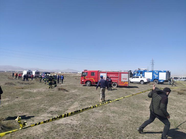Konya'da askeri gösteri uçağı düştü G2