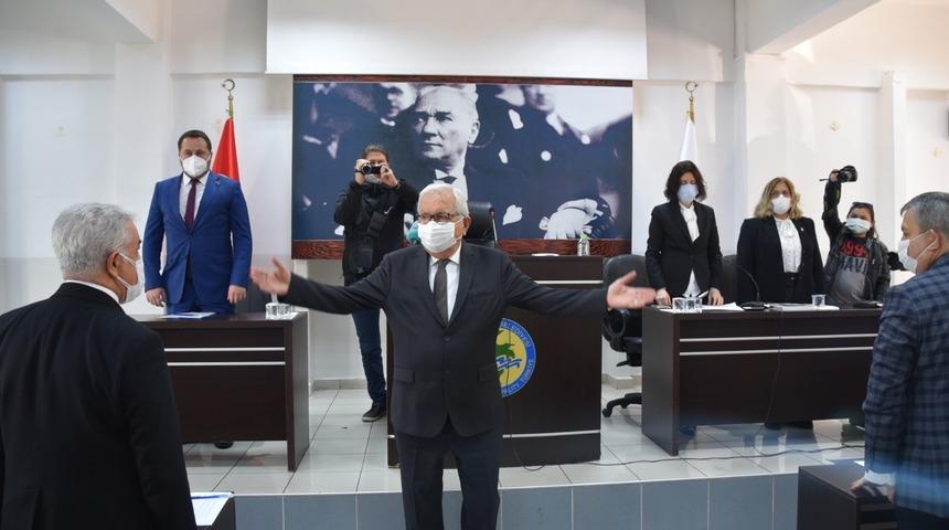 Başkan Posbıyık, mecliste barış mesajları verdi