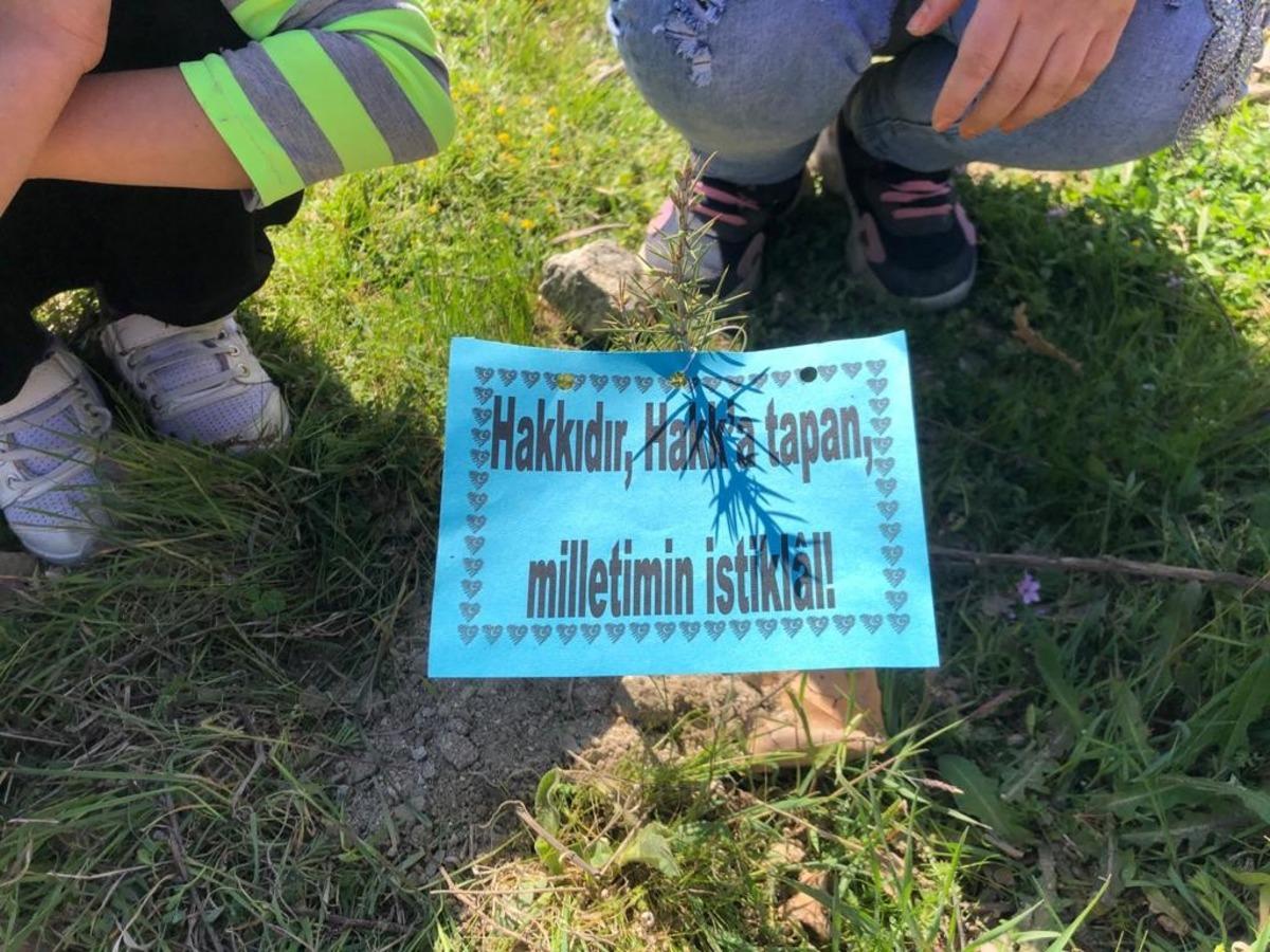 İstiklal Marşı kabul&uuml;n&uuml;n 100. yılında &rsquo;41 Mısra 41 Fidan&rsquo;