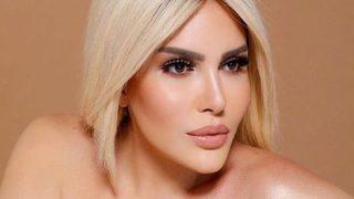 Selin Ciğerci duştan çıkıp bornozlu pozlar verdi! İçine hiçbir şey giymedi