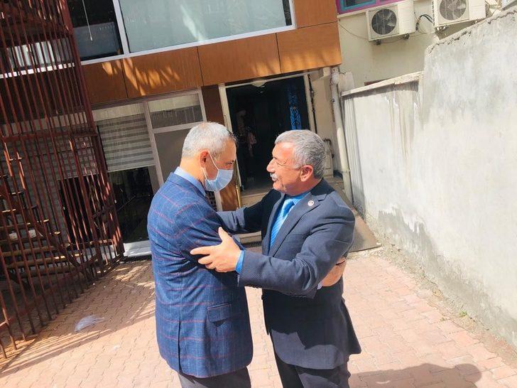 Muhtar Derneklerinden Gönültaş’a hayırlı olsun ziyareti G4