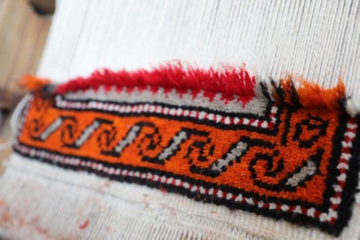 Kars Belediyesi’nden halı dokuma kursu G3