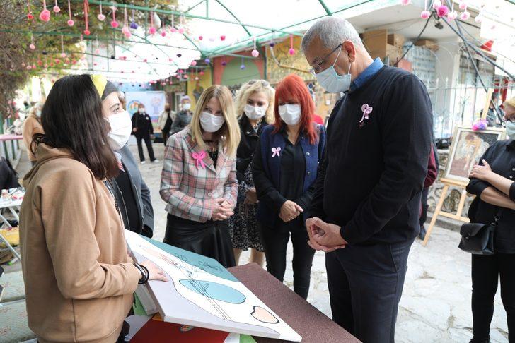 Ağaçlara ponpon asarak kanserde erken teşhise dikkat çektiler G2