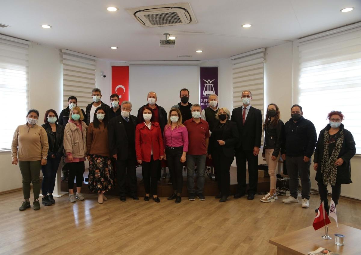 Efeler&rsquo;den gazetecilere ilk yardım eğitimi