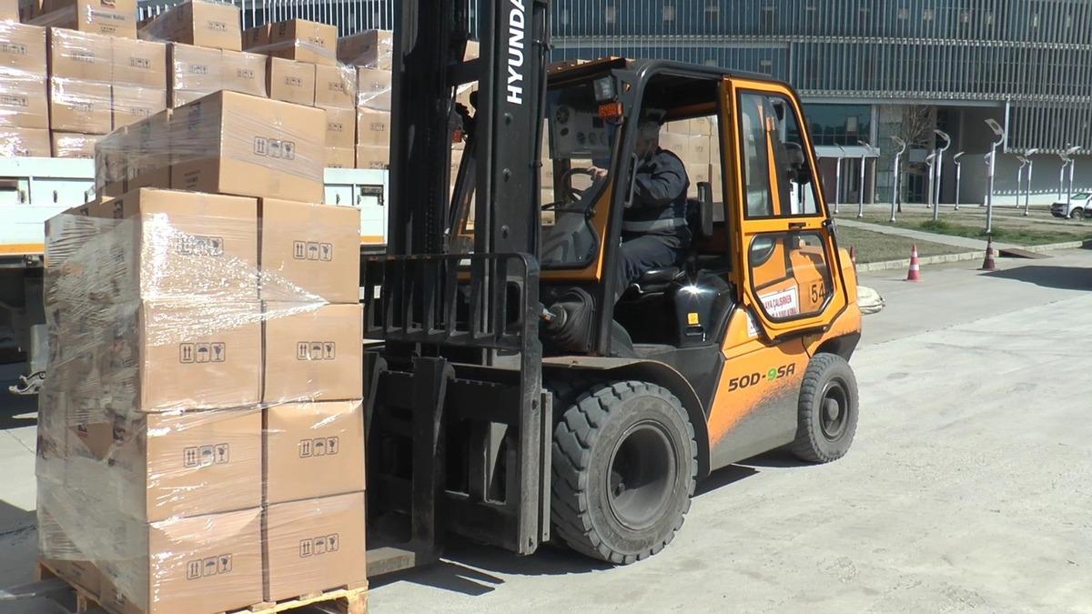 KARDEMİR&rsquo;den ihtiya&ccedil; sahiplerine bin adet gıda yardımı