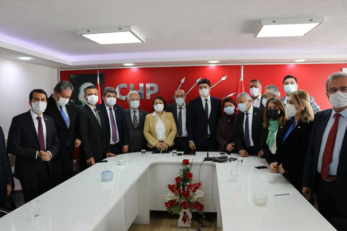 CHP Genel Başkan Yardımcısı Adıg&uuml;zel, Karab&uuml;k'te konuştu: