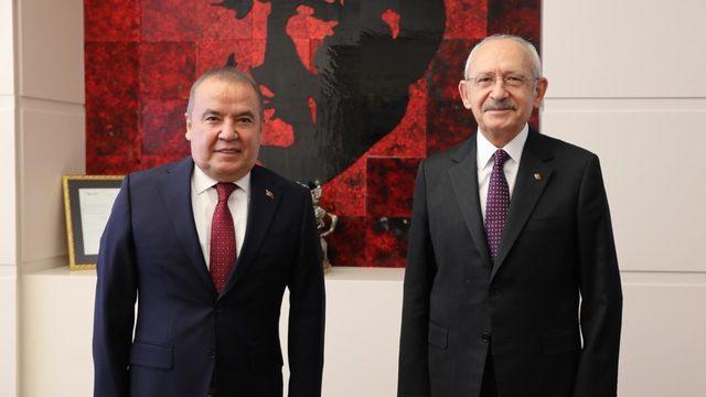 Başkan Böcek CHP Genel Başkanı Kılıçdaroğlu’na projelerini anlattı