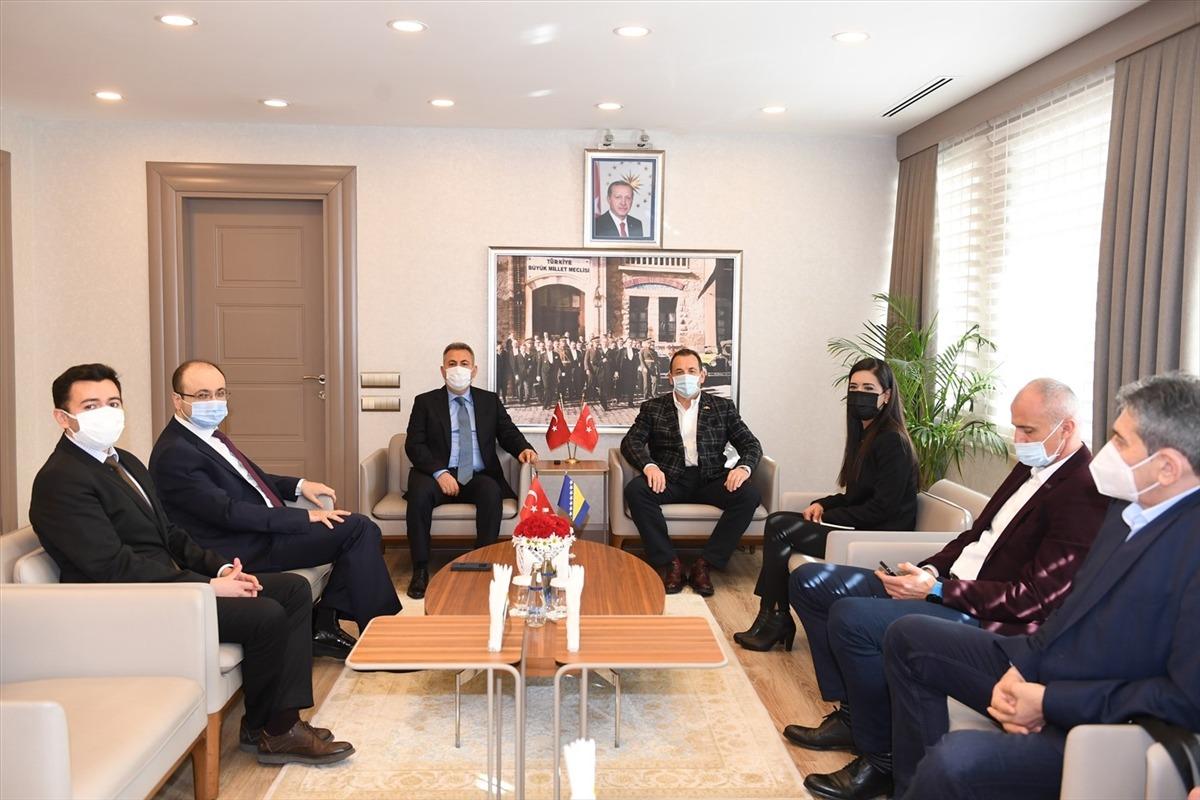 Bosna Hersek G&uuml;venlik Bakanı Cikotic, Adana Valisi Elban'ı ziyaret etti
