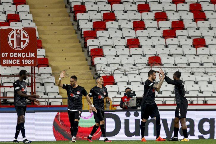 Antalyaspor-Sivasspor maçının ardından G2