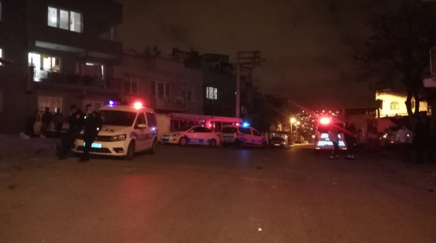 İzmir’de sokak ortasında silahlı çatışma: 6 yaralı