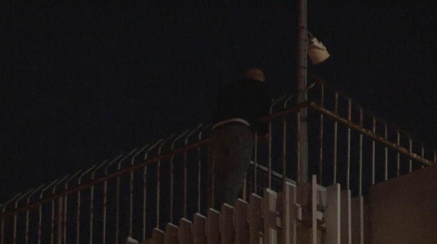 AVM çatısında intihar girişimi: 3 saat sonra ikna edilebildi