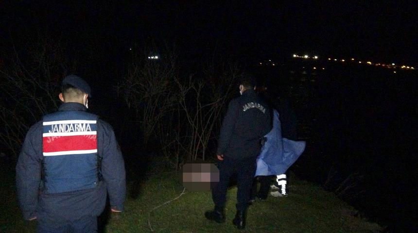 Meriç Nehri'nde balıkçılar tarafından erkek cesedi bulundu