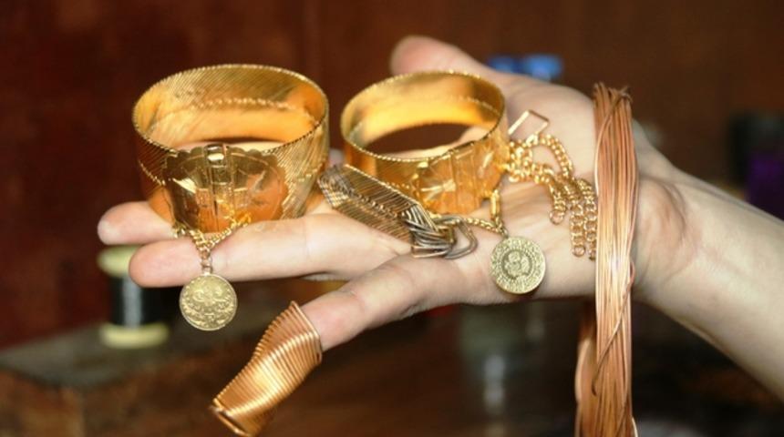Diyarbakır'da hasır bilezik üretecek usta bulunamıyor!