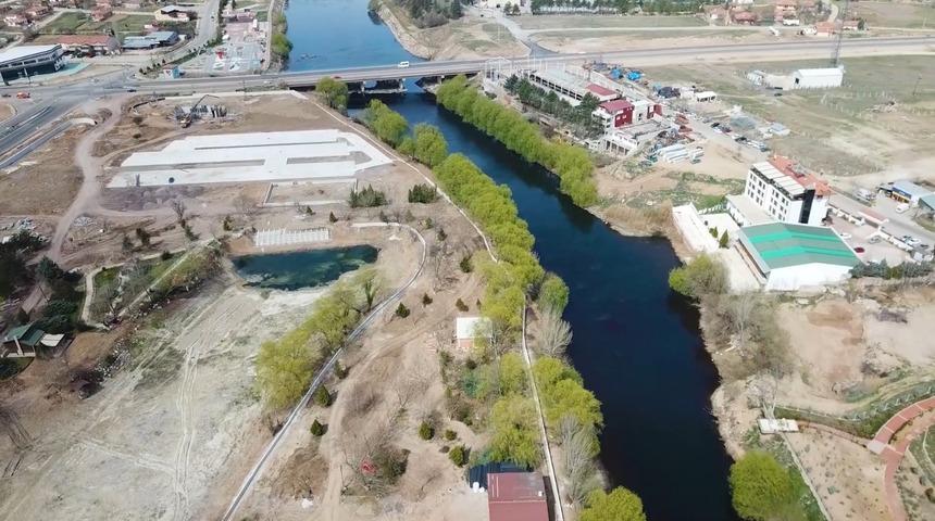 Kızılırmak nehri üzerine 67 milyon liralık ’Millet Bahçesi’ inşa ediliyor