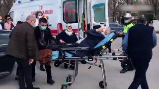 İYİ Partili Yılmaz ve eşi TBMM yerleşkesindeki trafik kazasında yaralandı