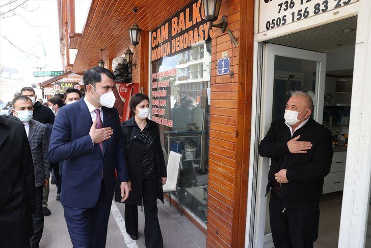 Çevre ve Şehircilik Bakanı Kurum, Kızılcahamam'da iş yerlerinin yandığı alanda incelemede bulundu: G5