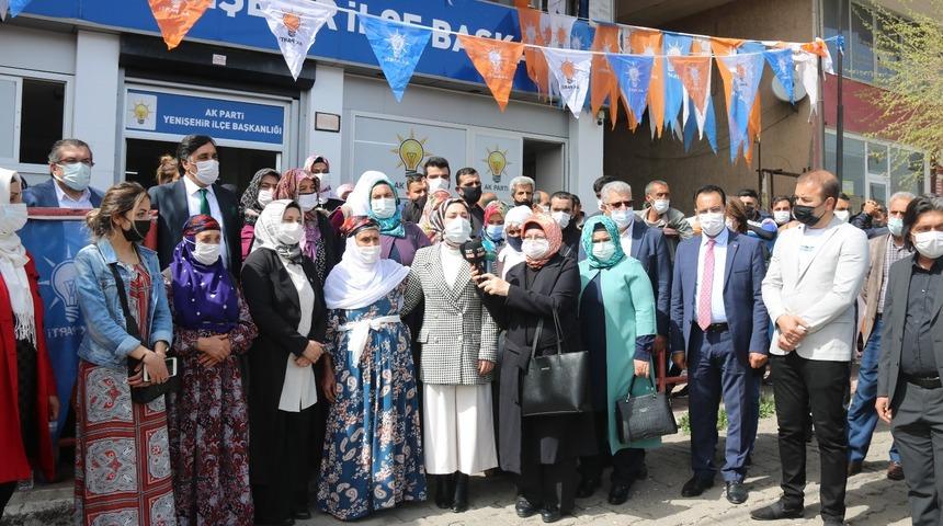 Diyarbakır’da 400 kişi AK Parti’ye üye oldu