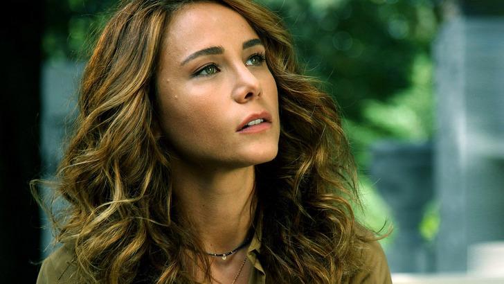 Burçin Terzioğlu'ndan estetik itirafı! "Burnumu yaptırdım, bir ay basketbol topu gibi gezdim" G3