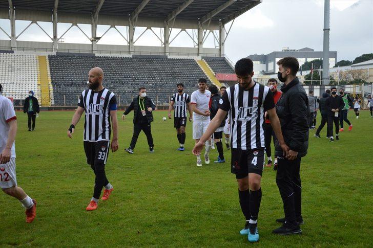Manisaspor profesyonel liglere veda etti G1