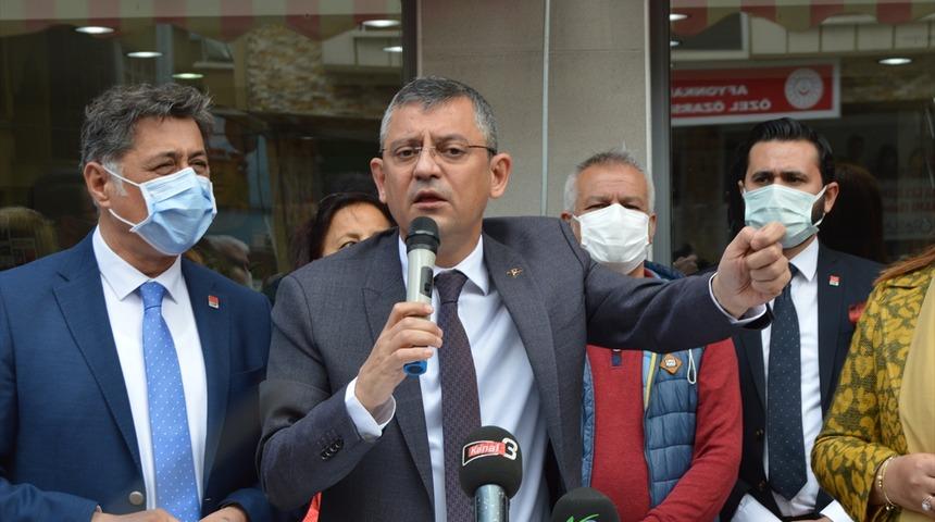 CHP'li Özel: Sağlık Bakanı, derhal Bilim Kurulu'nun başkanlığından ayrılmalı