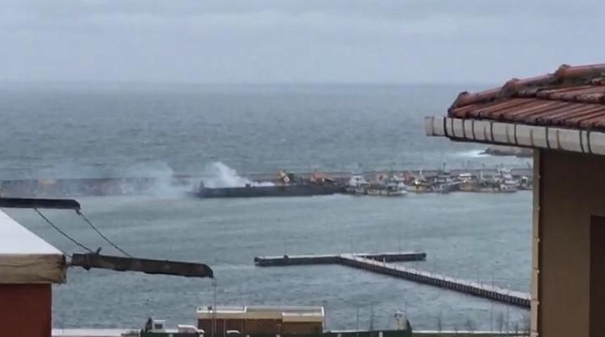 Şile’de gemide yangın paniği