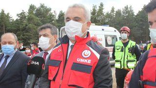 İsyan ettiren olay! Hasta ziyaretine gitti, 42 kişiye virüs bulaştırdı