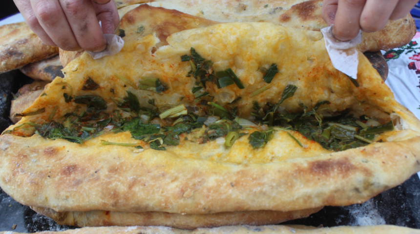 Yılda 4 kez yapılıyor! 10 çeşit otla şifa dağıtıyor