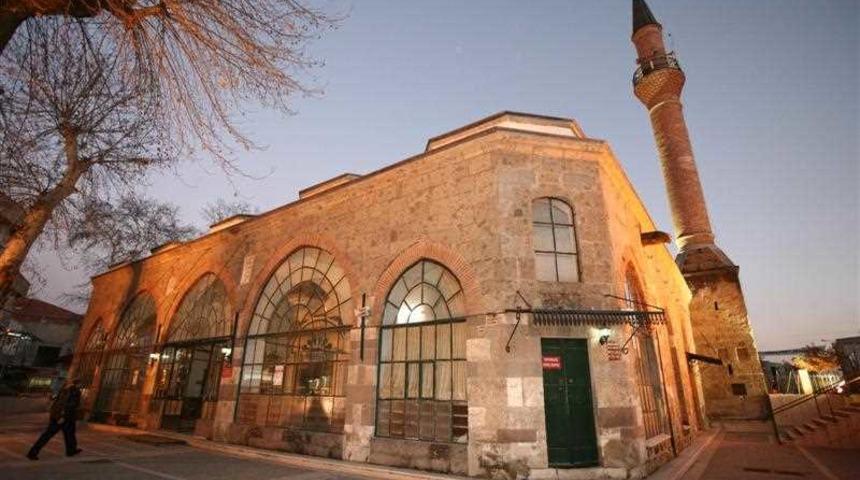 Uşak ve Şanlıurfa sahur, iftar ve akşam namazı kaçta? İşte Diyanet Uşak ve Şanlıurfa imsakiyesi