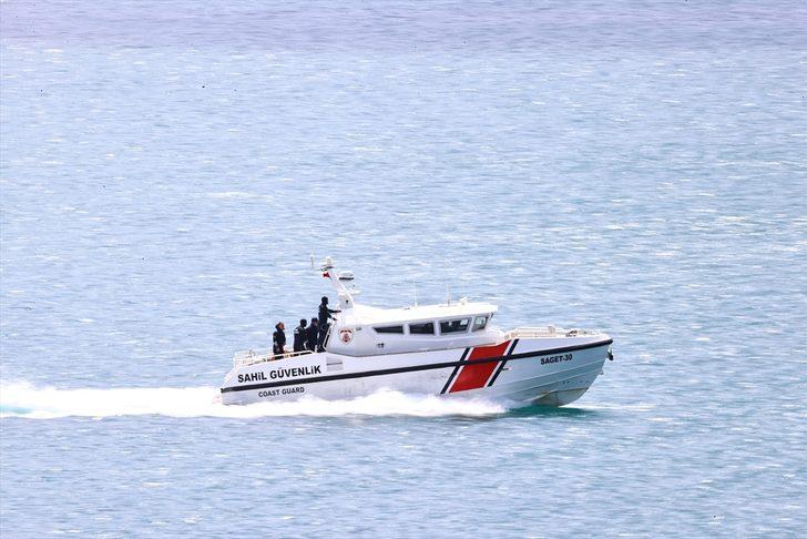 GÜNCELLEME 1- Ege'de denize düşen eğitim uçağındaki 2 pilot kurtarıldı G4