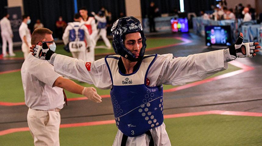 Milli sporcu Hakan Re&ccedil;ber, Tekvando'da Avrupa şampiyonu oldu