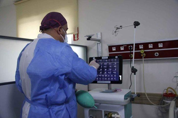 Kayseri Devlet Hastanesi'nde Kovid-19 hastaları için yerli solunum cihazları kullanılmaya başlandı G1