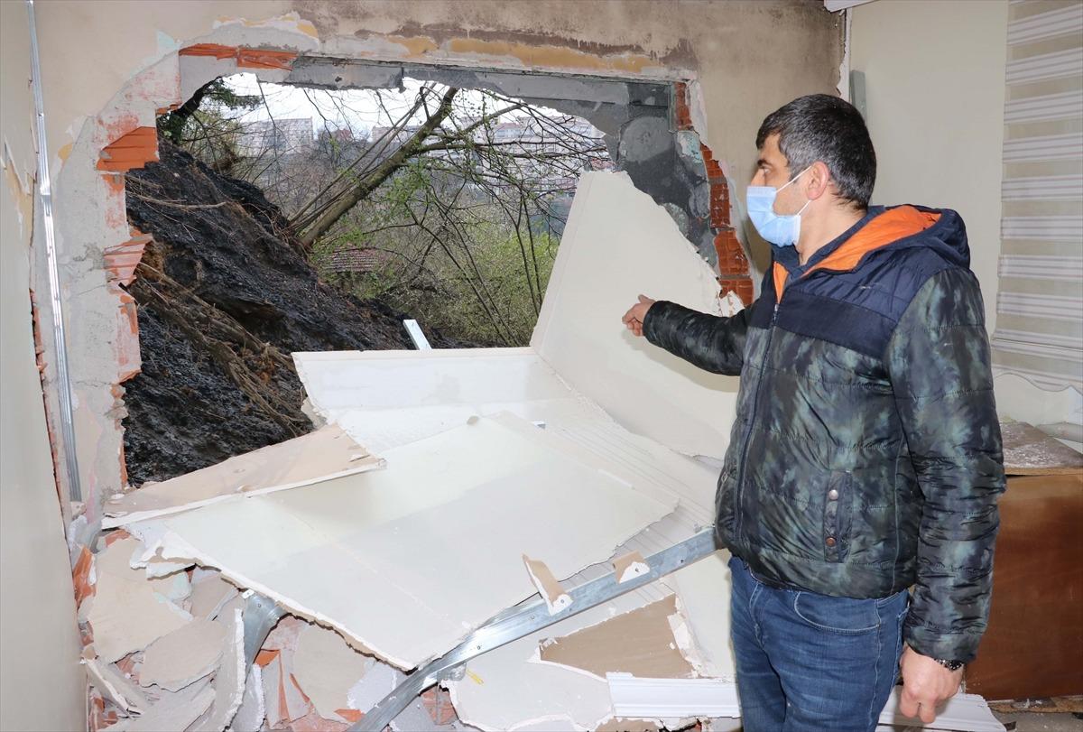 Zonguldak'ta meydana gelen heyelanda bir evin yatak odası ve mutfak duvarı yıkıldı