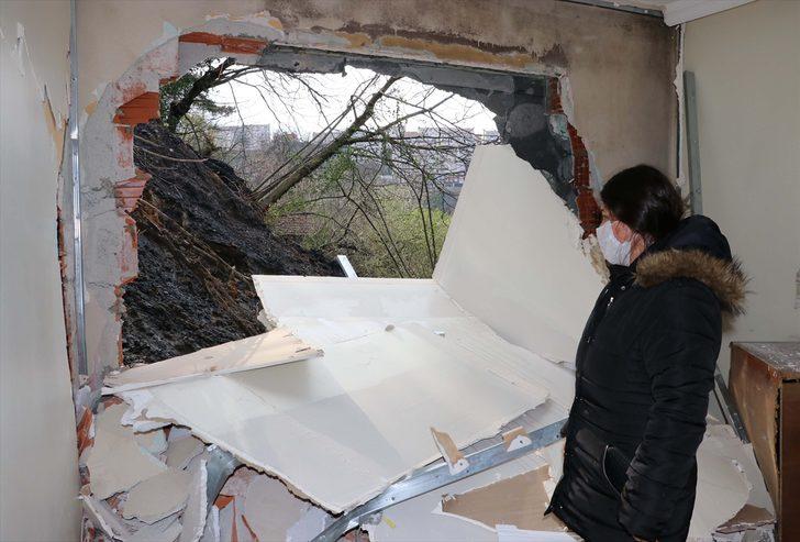 Zonguldak'ta meydana gelen heyelanda bir evin yatak odası ve mutfak duvarı yıkıldı G2