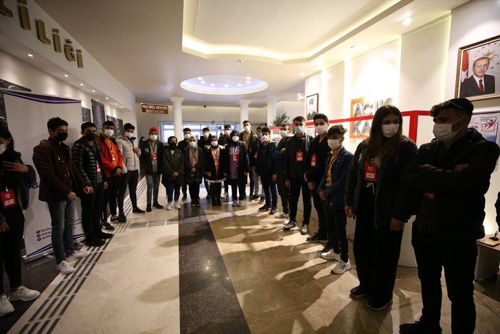 Öğrenciler, "Yarın Çok Genç Olacak" projesiyle hayallerine sımsıkı sarılıyor G3