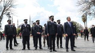 Vali Yerlikaya'nın zor anları! Bir anda neye uğradığını şaşırdı